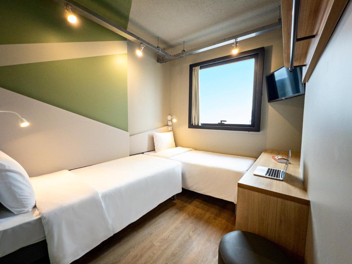 Ibis Budget Balneário Camboriú エクステリア 写真