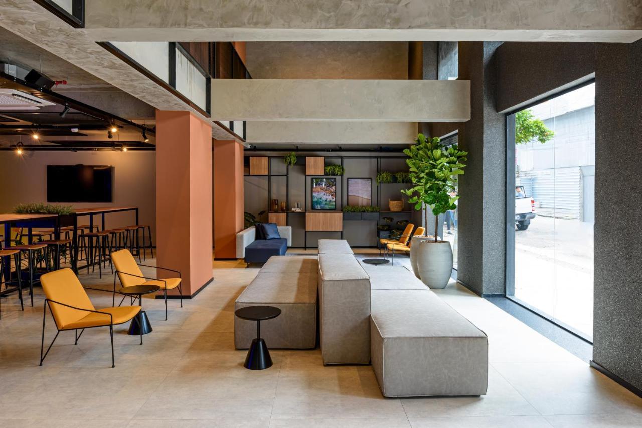 Ibis Budget Balneário Camboriú エクステリア 写真