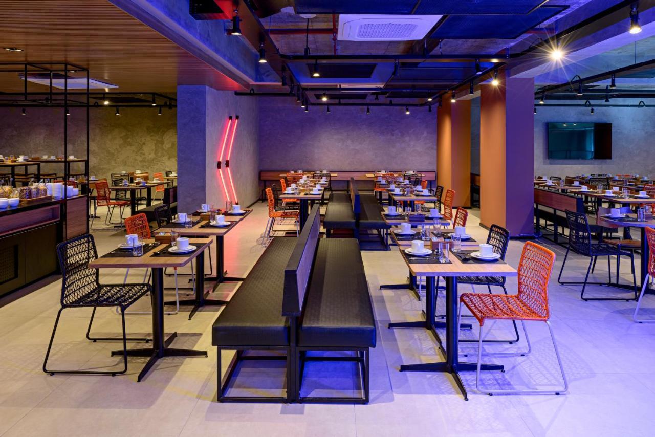 Ibis Budget Balneário Camboriú エクステリア 写真